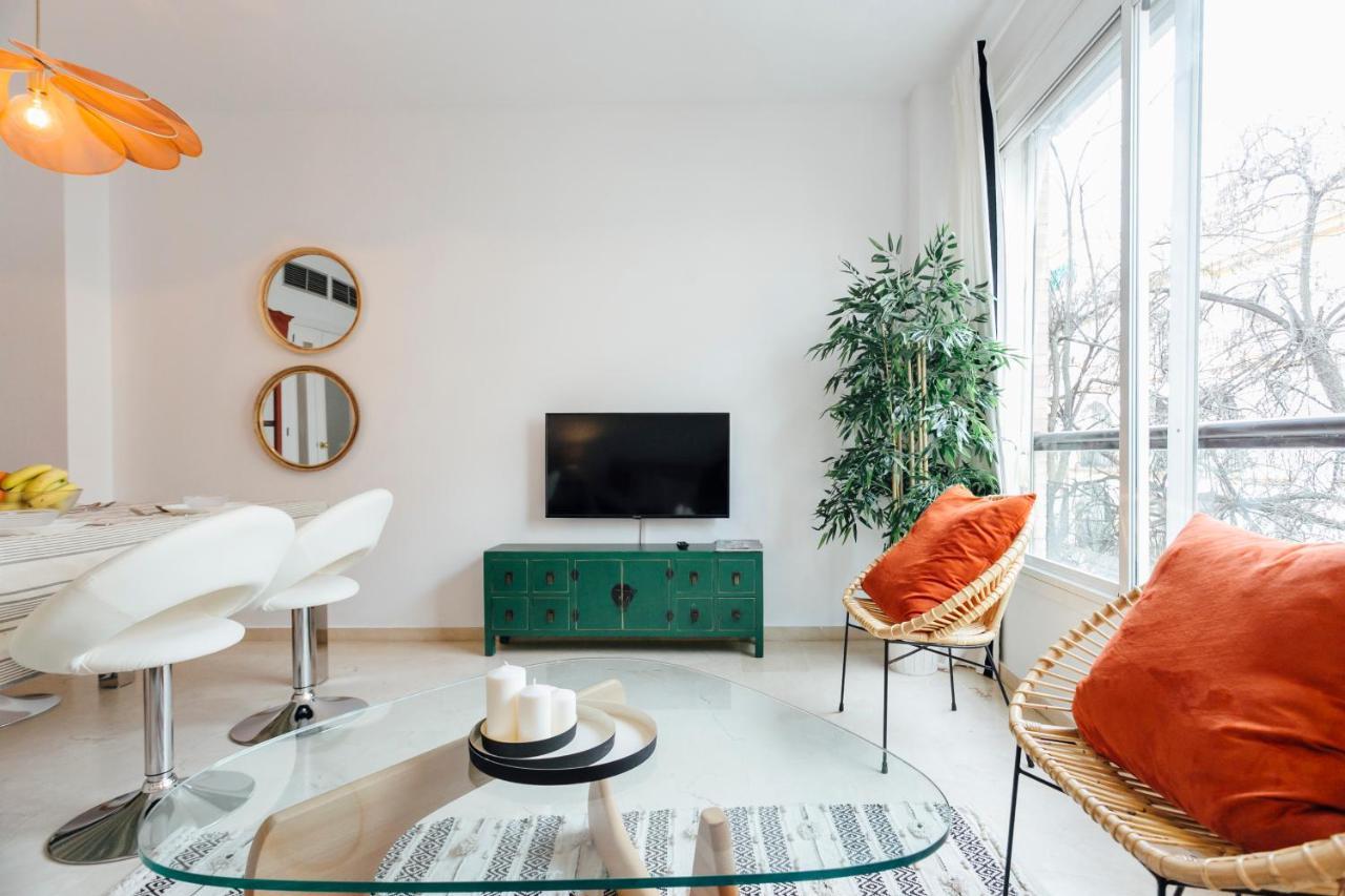 Reformed And Bright- 2Bdr 1Bth- Nervion Apartment Seville Luaran gambar