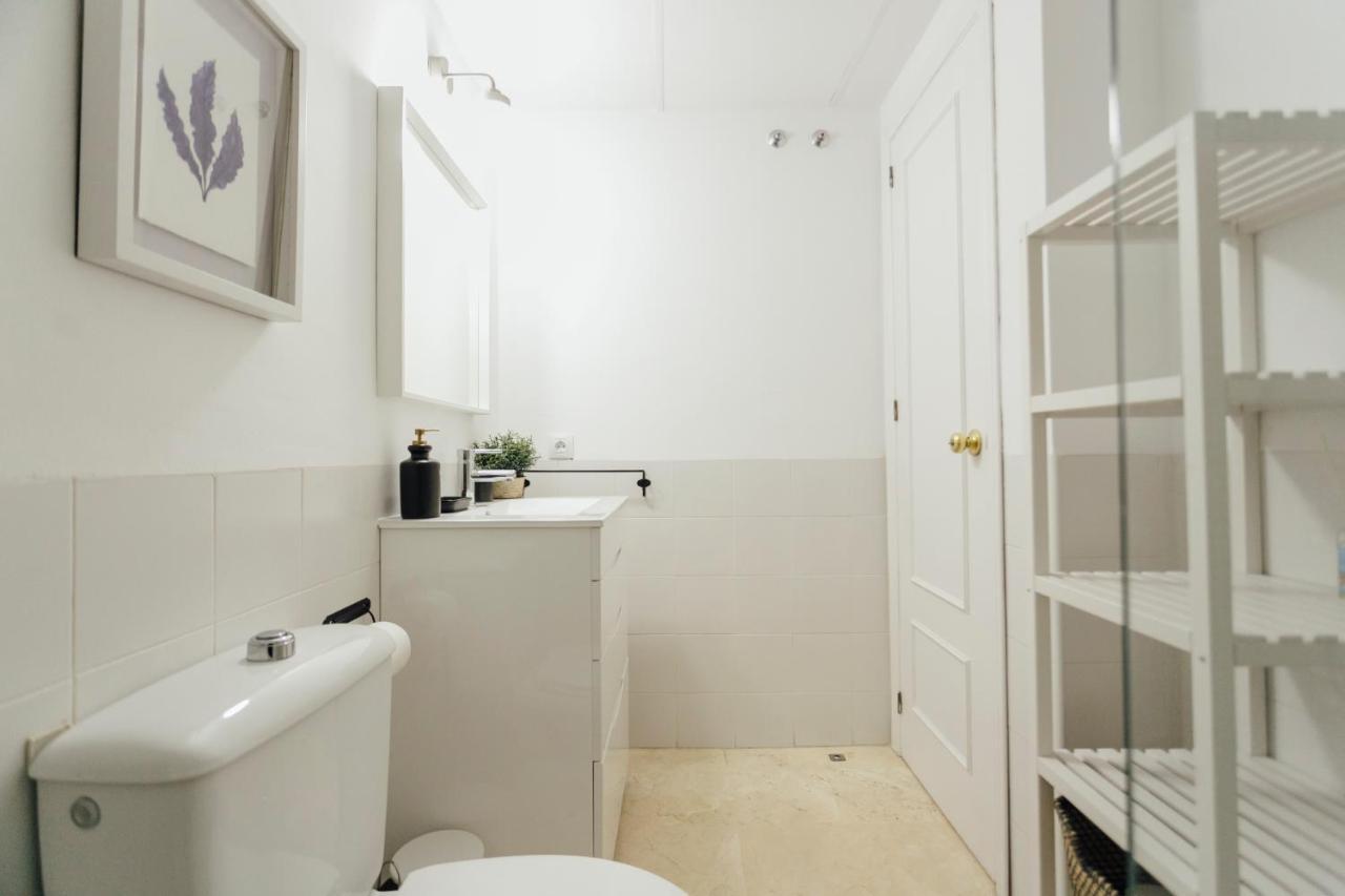 Reformed And Bright- 2Bdr 1Bth- Nervion Apartment Seville Luaran gambar